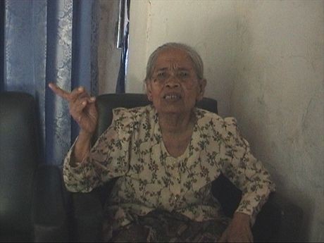 Ibunda Sudirman: Anak Saya Nggak Waras 