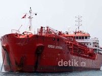 Kapal ini mengalami tabrakan dengan KMP Bahuga Jaya yang kemudian tenggelam pada 26 September 2012.