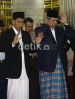 Salat Idul Adha, Jokowi Diapit SBY dan JK