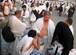 Jutaan Jamaah Haji Melempar Jumrah