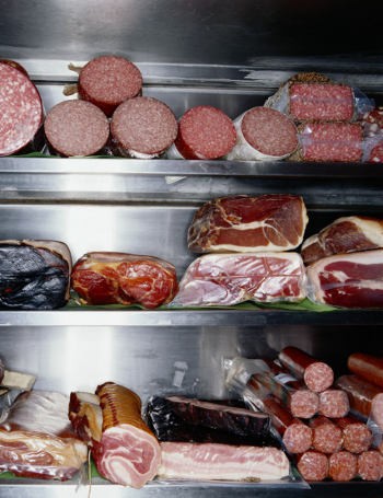 Ingin Menyimpan Daging Dalam Freezer? Ikuti Tips Ini !