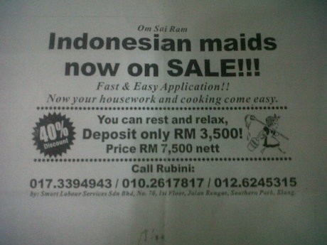 Migrant Care Protes Iklan TKI On Sale di Malaysia