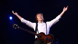 Paul McCartney: The Beatles Bubar Bukan Karena Yoko Ono