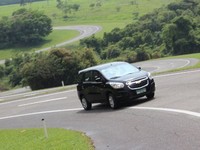 Sensasi Mengendara MPV Pesaing Avanza, Chevy Spin