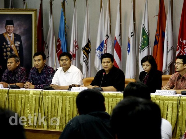 KPU Coret 18 Parpol untuk Ikut Pemilu 2014