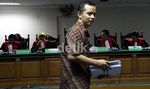 Dhana Widyatmika Baca Pledoi