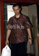 Dhana Widyatmika Baca Pledoi
