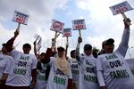 Petani Tolak Pengendalian Tembakau oleh WHO