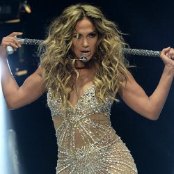 Tiket Konser J-Lo di Jakarta Tersisa Kelas Festival