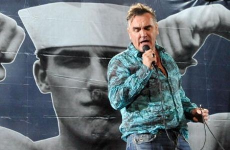 Ibunda Sakit, Morrissey Tunda 22 Konser di Amerika