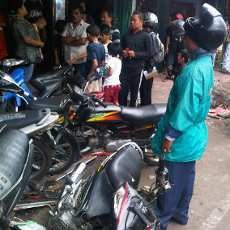 Diduga Sopir Ngantuk, Truk Seruduk 9 Motor