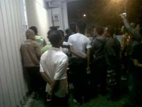 Perampok Indomaret Tewas Tertembak Pistolnya Sendiri