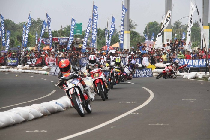 Anggi dan Yoga Menang di Tangerang, Yamaha Cup Race Tersisa Satu Seri