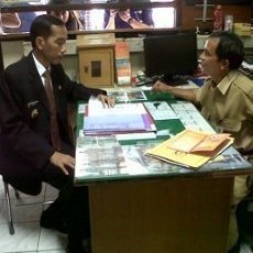 Jokowi Salah Kostum Saat Acara MoU dengan BPKP