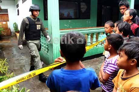 Tim Inafis Mabes Polri Datangi Rumah Terduga Teroris di Solo