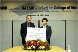 CJ E & M Tanda Tangani Kerja sama dengan Sekolah Musik Berklee