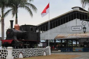 Kereta Untuk Pergi ke Masa Lalu di Ambarawa