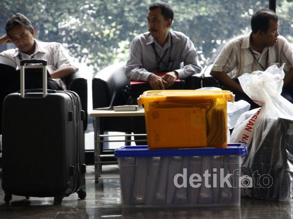 Polri Serahkan Berkas Kasus Simulator SIM ke KPK