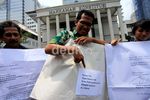 Surat Raksasa untuk Mahfud MD