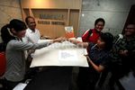Surat Raksasa untuk Mahfud MD