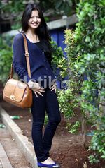 Si Manis Eriska Reinisa