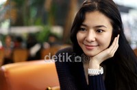 Jadi artis memang telah ia cita-citakan sejak kecil.