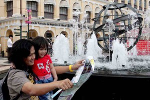 5 Tips Asyik Untuk Foto Jalan-jalan yang Keren
