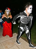 10 Gaya Pasangan Seleb Hollywood di Halloween 2012