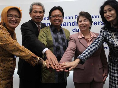 Bank Mandiri Gandeng Telkom