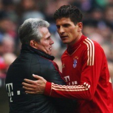 Heynckes: Tak Perlu Buru-buru Comeback, Gomez
