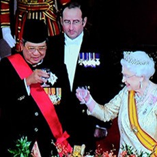 Wine Toast dengan Ratu Elizabeth, SBY Minum Jus Apel