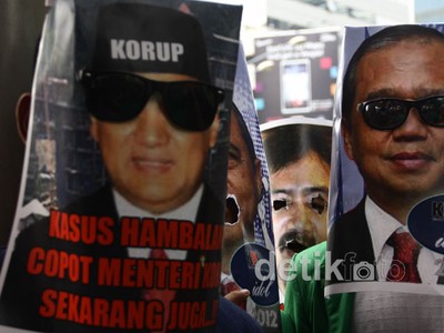 KPK Diminta Periksa Menkeu Terkait Hambalang