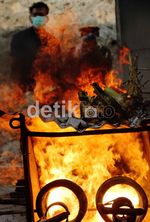 Jenazah Korban Bentrok Lampung Dikremasi