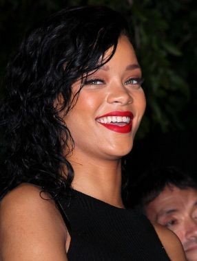 Promo Album Baru, Rihanna Tur 7 Hari 7 Konser 7 Negara