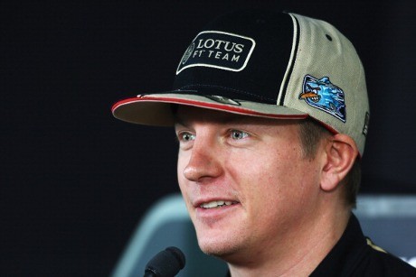Kimi Tak Tutup Kans Balik ke Ferrari atau McLaren