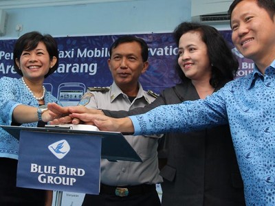 Aplikasi Layanan Program Taxi Mobile