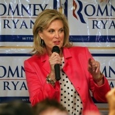 Ann Romney Sang Belahan Jiwa Capres AS