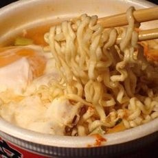 Awas! Mie Instan Korea Mengandung Zat Pemicu Kanker