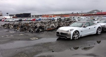 Kena Badai Sandy 16 Mobil Fisker Karma Terbakar