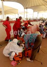 Sweeping Bagasi Haji di Bandara Jeddah