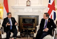 Presiden SBY mengadakan pertemuan bilateral dengan PM Inggris David Cameron. Rusman/Setpres.