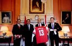 SBY Menjadi Pemain Arsenal