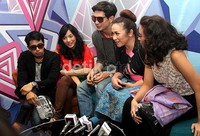 Sayang, Bella tidak bisa hadir karena ada kesibukan lain. Gusmun/detikHot.