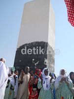 Peziarah Kunjungi Jabal Rahmah