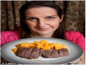 Wanita Ini Hanya Bisa Makan Daging Rusa dan Lobak