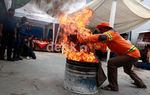 Warga Angke Siap Padamkan Si Jago Merah