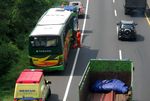 Bus Taruna Tabrak Dinding Terowongan Tol Semarang
