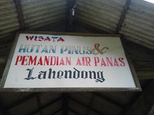 Pijatan Air Panas Lahendong 