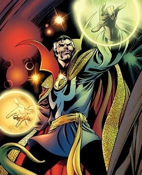 Stan Lee Pastikan Marvel Bikin Film tentang Dr Strange & Black Panther