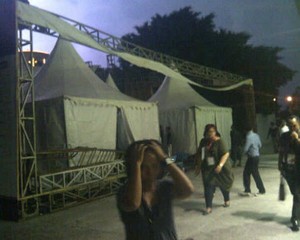 Tenda Jakarta Fashion Week Dihembus Angin Kencang, Show IPMI Batal